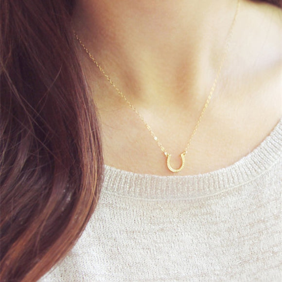 Horseshoe Necklace Women Jewelry Horse Hoof Necklaces Cute U Necklace Small Simple Paw Necklaces